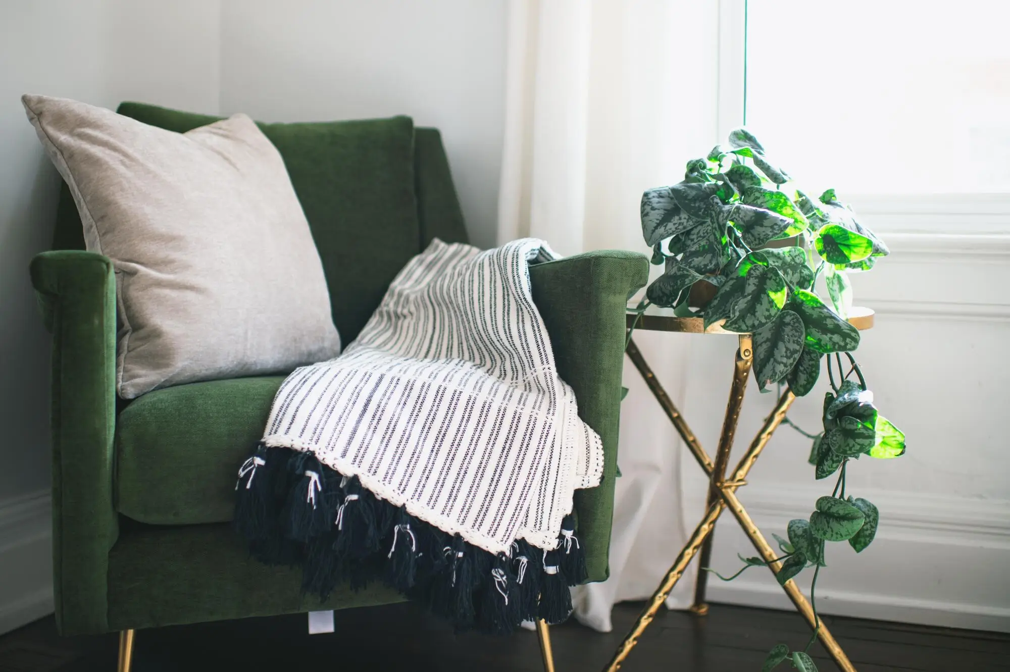 Quick Cleaning Hacks for Efficient Turnovers Revealed